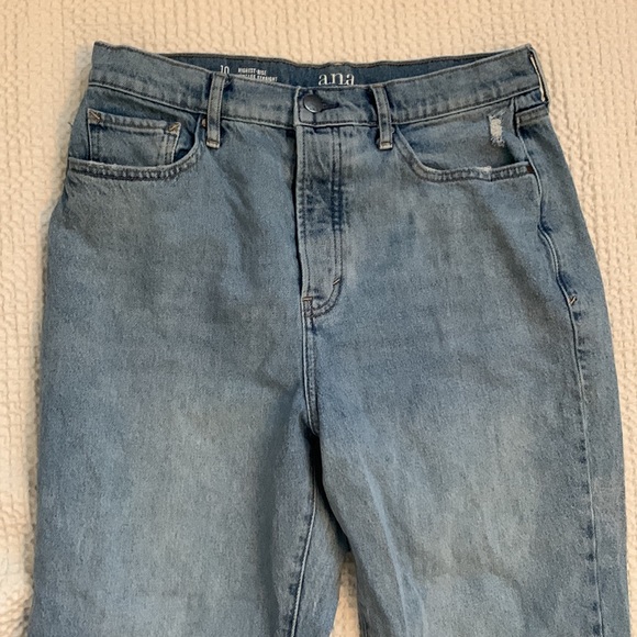 High-est Rise Jeans - Picture 2 of 4